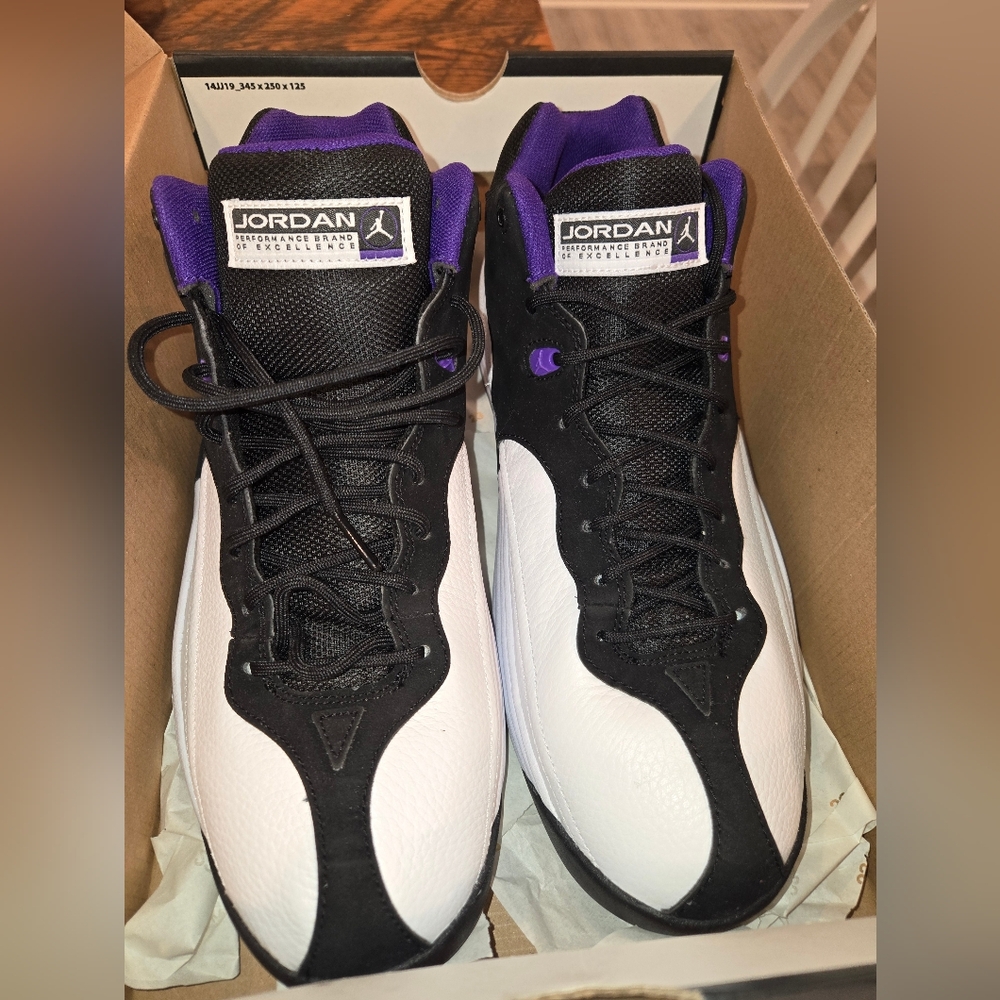 Jordan jumpman team 1